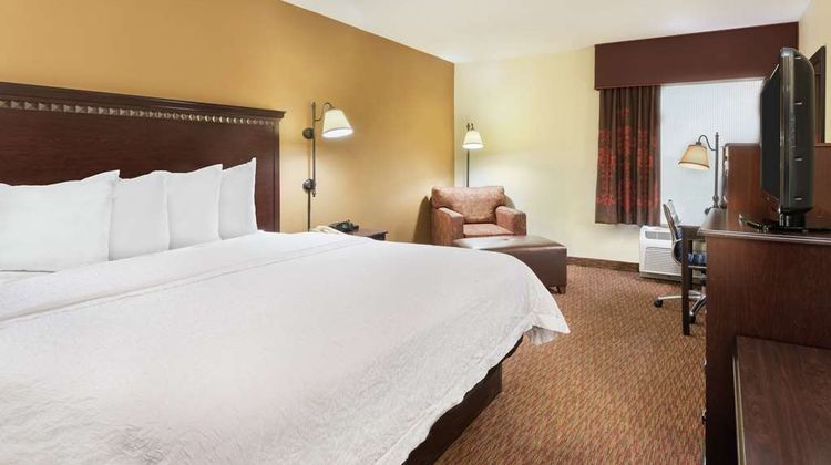 Hampton Inn University Place Room