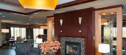 Hampton Inn Seymour Lobby