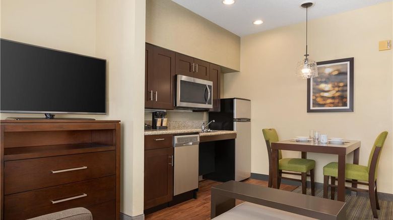 <b>Homewood Suites by Hilton Clearwater Other</b>. Images powered by <a href="https://iceportal.shijigroup.com/" title="IcePortal" target="_blank">IcePortal</a>.