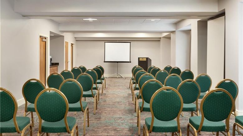 <b>Homewood Suites by Hilton Clearwater Meeting</b>. Images powered by <a href="https://iceportal.shijigroup.com/" title="IcePortal" target="_blank">IcePortal</a>.