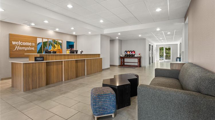 Hampton Inn & Suites Port Richey Lobby