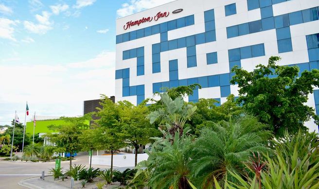 Hampton Inn Ciudad del Carmen Exterior