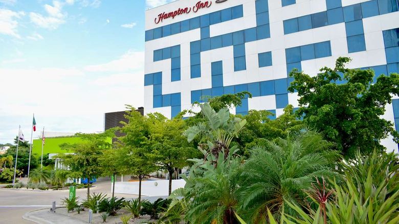 Hampton Inn Ciudad del Carmen Exterior. Images powered by <a href=https://www.travelweekly-asia.com/Hotels/Ciudad-del-Carmen-Mexico/