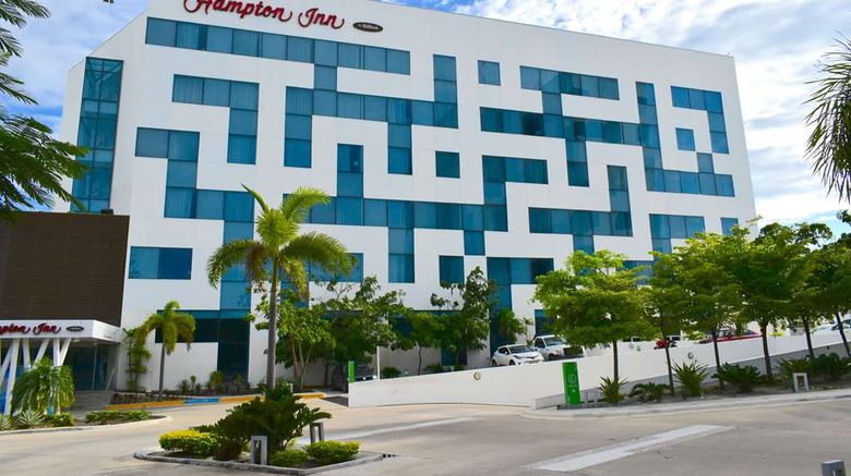 <b>Hampton Inn Ciudad del Carmen Exterior</b>. Images powered by <a href="https://iceportal.shijigroup.com/" title="IcePortal" target="_blank">IcePortal</a>.
