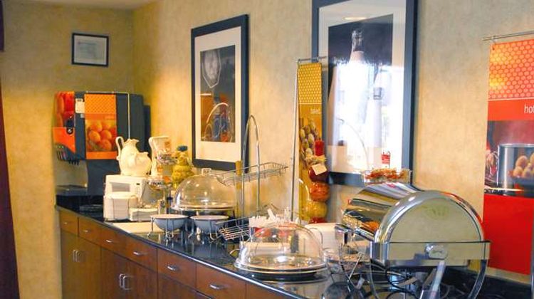 Hampton Inn Columbus Airport Restaurant