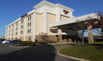 Hampton Inn Columbus Airport
