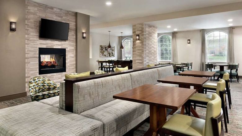 <b>Homewood Stes by Hilton Columbus/Dublin Lobby</b>. Images powered by <a href="https://iceportal.shijigroup.com/" title="IcePortal" target="_blank">IcePortal</a>.