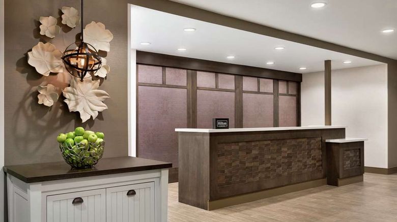 <b>Homewood Stes by Hilton Columbus/Dublin Lobby</b>. Images powered by <a href="https://iceportal.shijigroup.com/" title="IcePortal" target="_blank">IcePortal</a>.