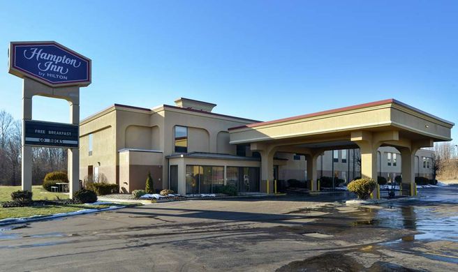 Hampton Inn Columbus East Exterior