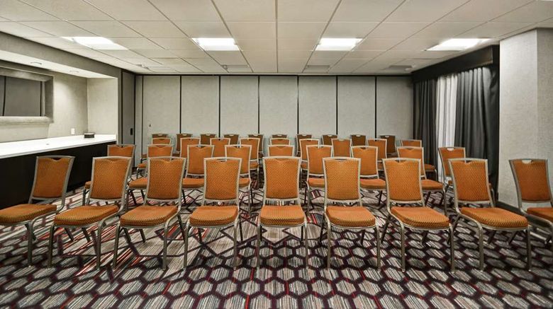 <b>Hampton Inn & Stes Columbus/Easton Area Meeting</b>. Images powered by <a href="https://iceportal.shijigroup.com/" title="IcePortal" target="_blank">IcePortal</a>.