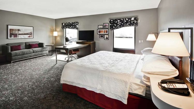 Hampton Inn & Stes Columbus/Easton Area Room