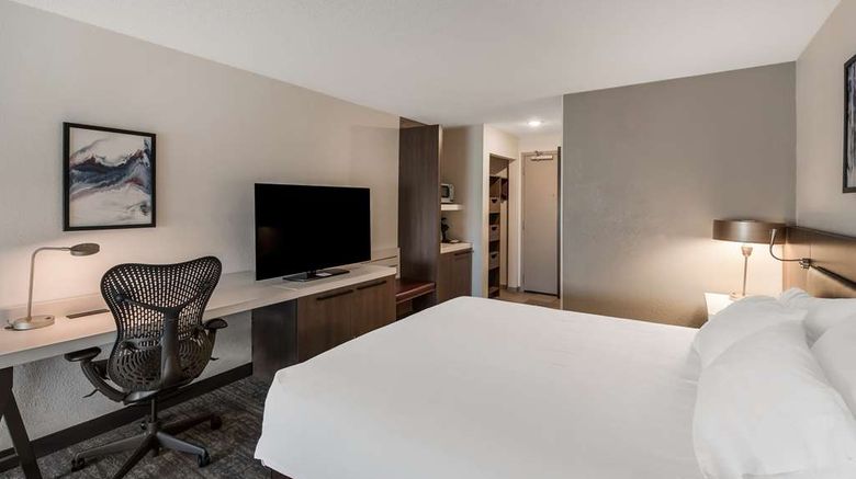 <b>Hilton Garden Inn Columbus/Grove City Room</b>. Images powered by <a href="https://iceportal.shijigroup.com/" title="IcePortal" target="_blank">IcePortal</a>.