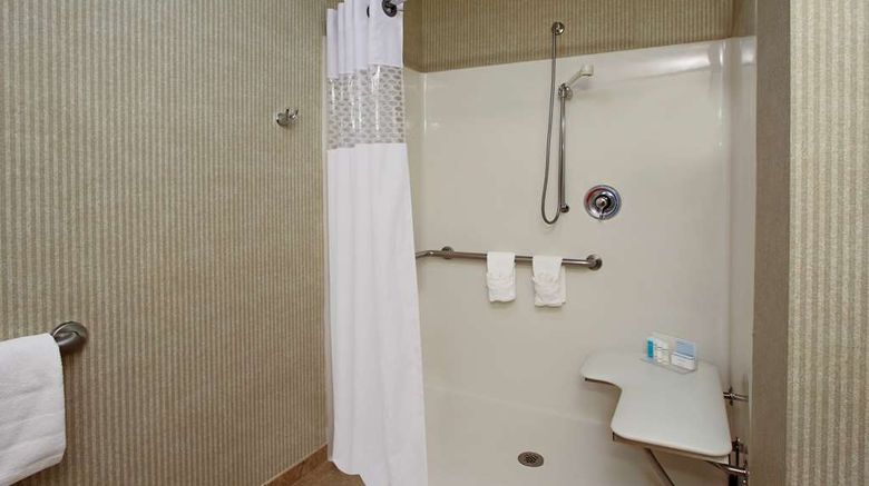 <b>Hampton Inn & Suites Columbus Hilliard Room</b>. Images powered by <a href="https://iceportal.shijigroup.com/" title="IcePortal" target="_blank">IcePortal</a>.