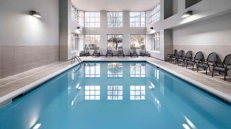 Homewood Suites Columbus Arpt Pool