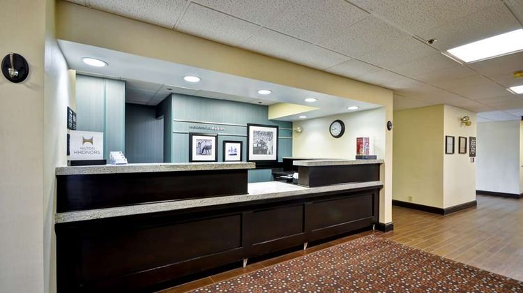 Hampton Inn Dublin Lobby