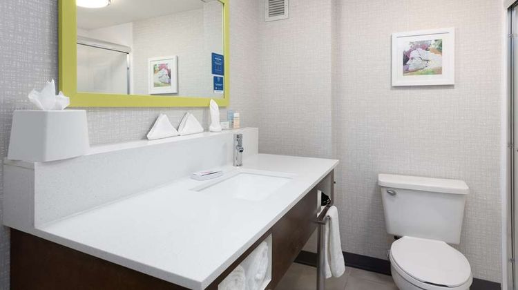 Hampton Inn Dublin Room