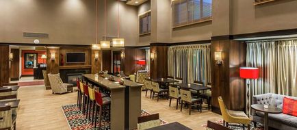 Hampton Inn & Suites Columbus Polaris Lobby