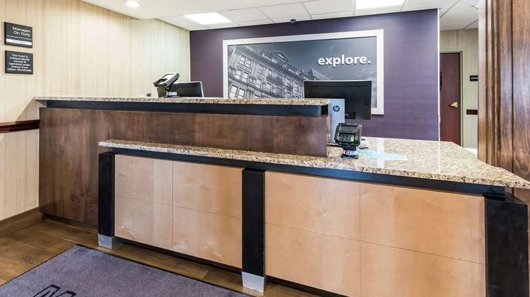 Hampton Inn Columbus I-70E/Hamilton Rd Lobby