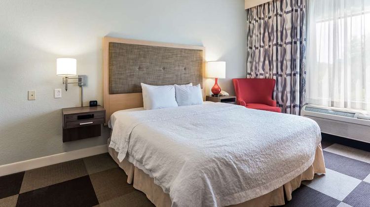 Hampton Inn Columbus I-70E/Hamilton Rd Room