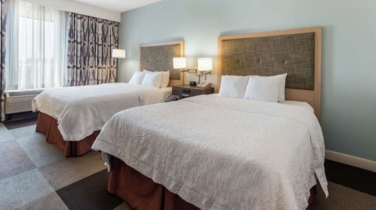 Hampton Inn Columbus I-70E/Hamilton Rd Room