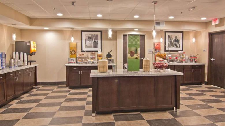 <b>Hampton Inn Columbus-South Restaurant</b>. Images powered by <a href="https://iceportal.shijigroup.com/" title="IcePortal" target="_blank">IcePortal</a>.