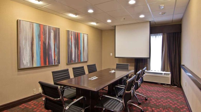<b>Hampton Inn Columbus-South Meeting</b>. Images powered by <a href="https://iceportal.shijigroup.com/" title="IcePortal" target="_blank">IcePortal</a>.