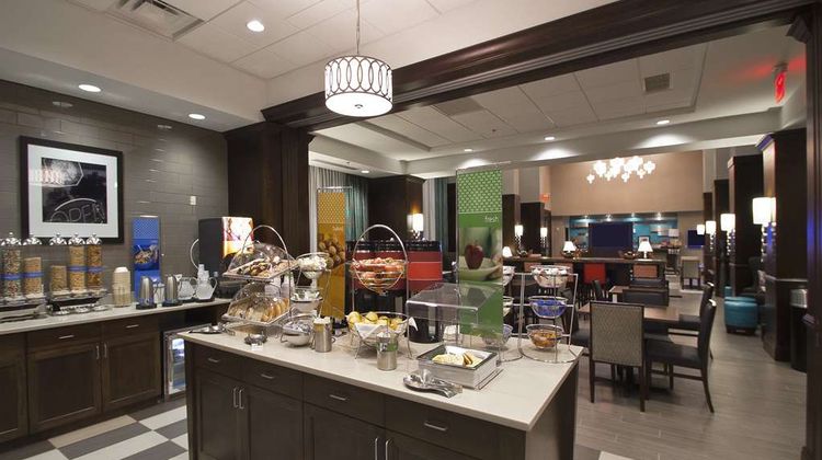 Hampton Inn & Suites Columbus/University Restaurant