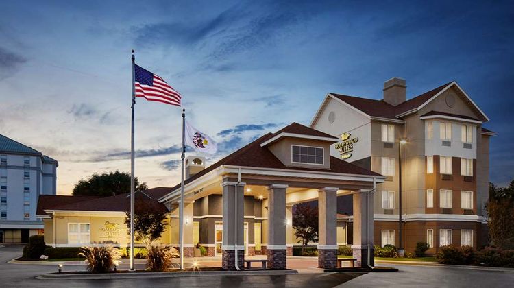 Homewood Suites Champaign Exterior