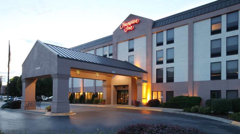 <b>Hampton Inn Urbana by Hilton Exterior</b>. Images powered by <a href="https://iceportal.shijigroup.com/" title="IcePortal" target="_blank">IcePortal</a>.