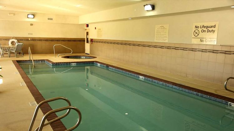 Hampton Inn & Suites Carlsbad Pool