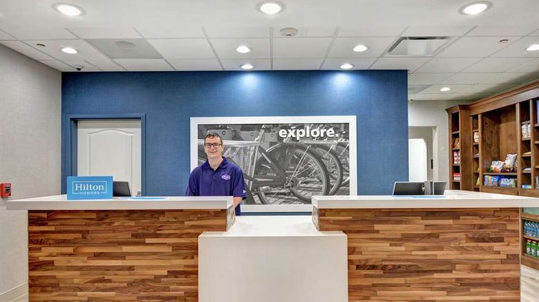 <b>Hampton Inn Moab Lobby</b>. Images powered by <a href="https://iceportal.shijigroup.com/" title="IcePortal" target="_blank">IcePortal</a>.