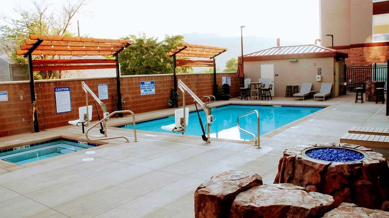 <b>Hampton Inn Moab Pool</b>. Images powered by <a href="https://iceportal.shijigroup.com/" title="IcePortal" target="_blank">IcePortal</a>.