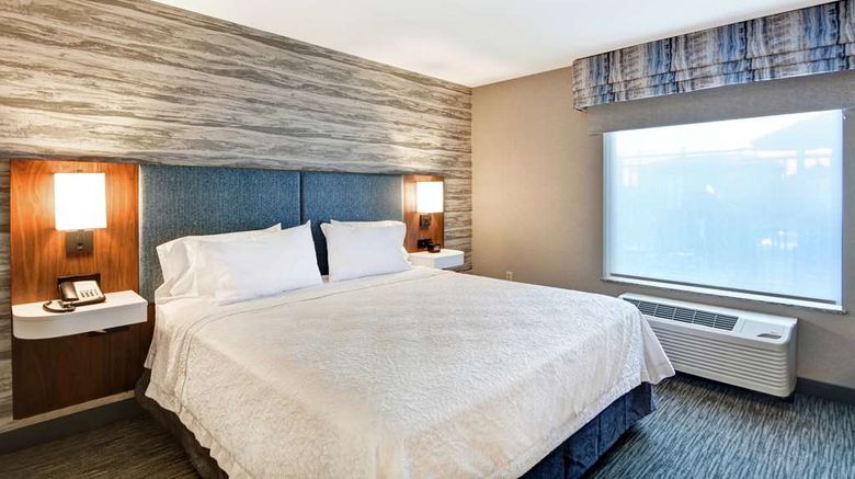 <b>Hampton Inn Moab Room</b>. Images powered by <a href="https://iceportal.shijigroup.com/" title="IcePortal" target="_blank">IcePortal</a>.