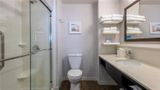 <b>Hampton Inn Commerce Room</b>. Images powered by <a href="https://iceportal.shijigroup.com/" title="IcePortal" target="_blank">IcePortal</a>.