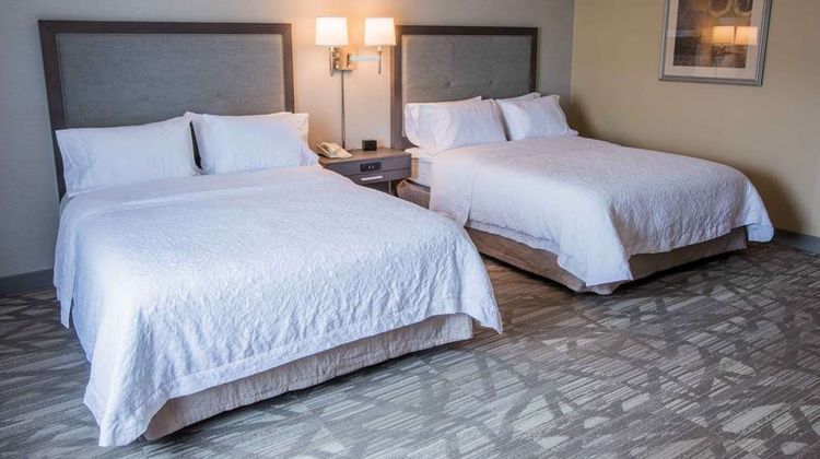 Hampton Inn & Suites Tilton Room