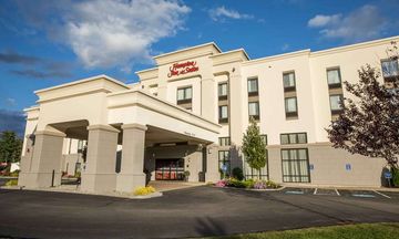 Hampton Inn & Suites Tilton