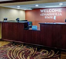 Hampton Inn Corinth Lobby