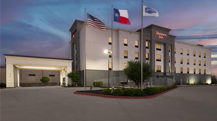 Hampton Inn Cotulla Exterior