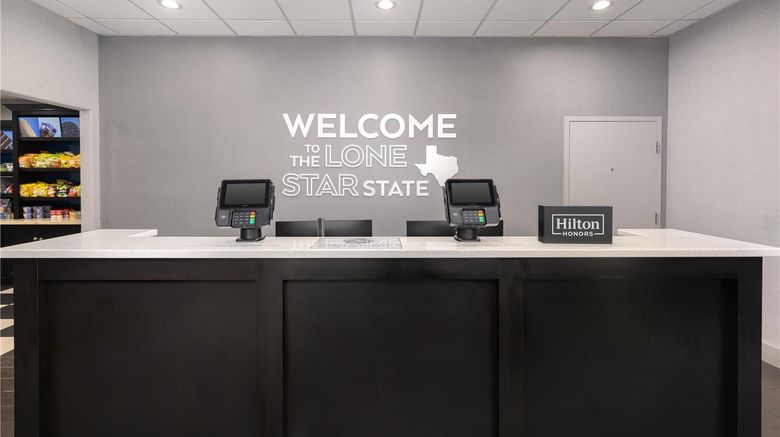 <b>Hampton Inn Cotulla Lobby</b>. Images powered by <a href="https://iceportal.shijigroup.com/" title="IcePortal" target="_blank">IcePortal</a>.