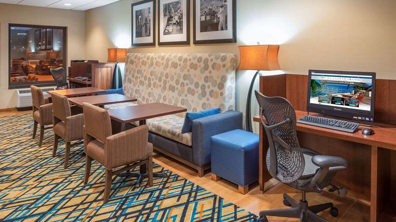 <b>Hampton Inn Columbia Other</b>. Images powered by <a href="https://iceportal.shijigroup.com/" title="IcePortal" target="_blank">IcePortal</a>.