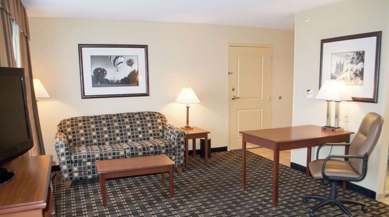 <b>Hampton Inn & Suites Columbia Room</b>. Images powered by <a href="https://iceportal.shijigroup.com/" title="IcePortal" target="_blank">IcePortal</a>.