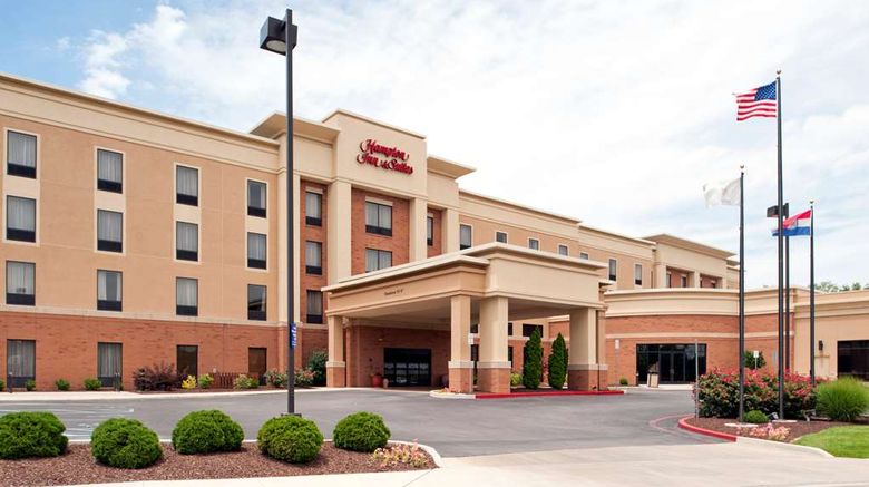 <b>Hampton Inn & Suites Columbia Exterior</b>. Images powered by <a href="https://iceportal.shijigroup.com/" title="IcePortal" target="_blank">IcePortal</a>.