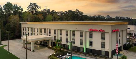 Hampton Inn Covington Exterior