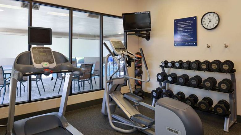 <b>Hampton Inn Carbondale Health</b>. Images powered by <a href="https://iceportal.shijigroup.com/" title="IcePortal" target="_blank">IcePortal</a>.