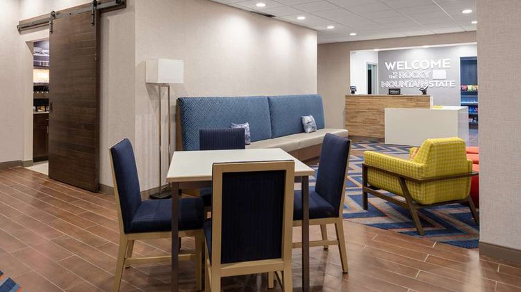 Hampton Inn Castle Rock Lobby