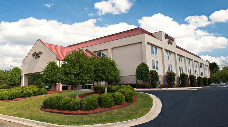 Hampton Inn Cornelia Exterior