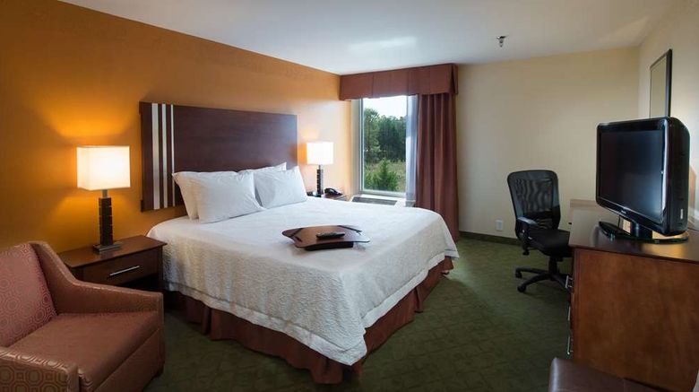 <b>Hampton Inn Cornelia Room</b>. Images powered by <a href="https://iceportal.shijigroup.com/" title="IcePortal" target="_blank">IcePortal</a>.