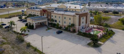 Hampton Inn Alice Exterior