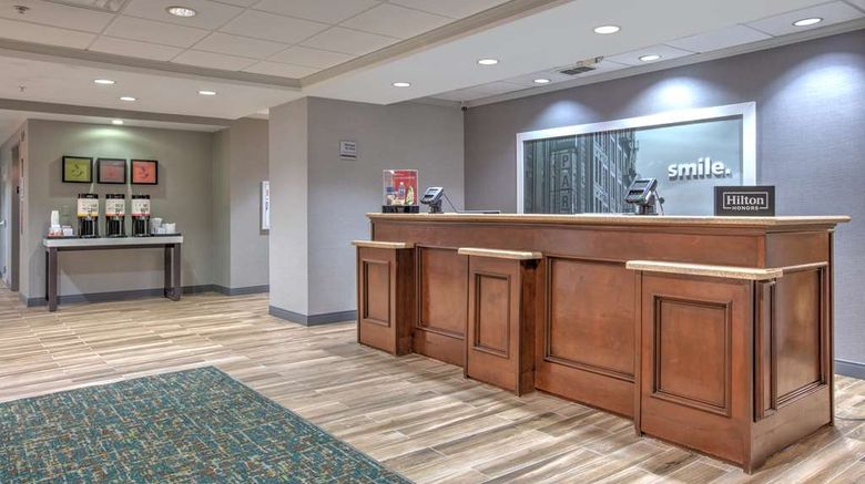 <b>Hampton Inn Kingsville Lobby</b>. Images powered by <a href="https://iceportal.shijigroup.com/" title="IcePortal" target="_blank">IcePortal</a>.