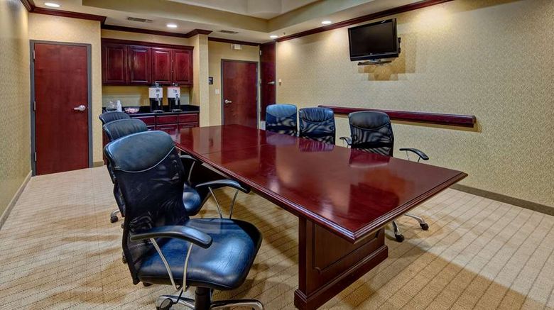 <b>Hampton Inn & Suites Corsicana Meeting</b>. Images powered by <a href="https://iceportal.shijigroup.com/" title="IcePortal" target="_blank">IcePortal</a>.
